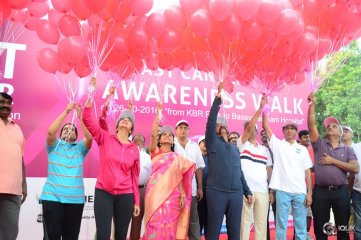 Celebs At Breast Cancer Awareness Walk